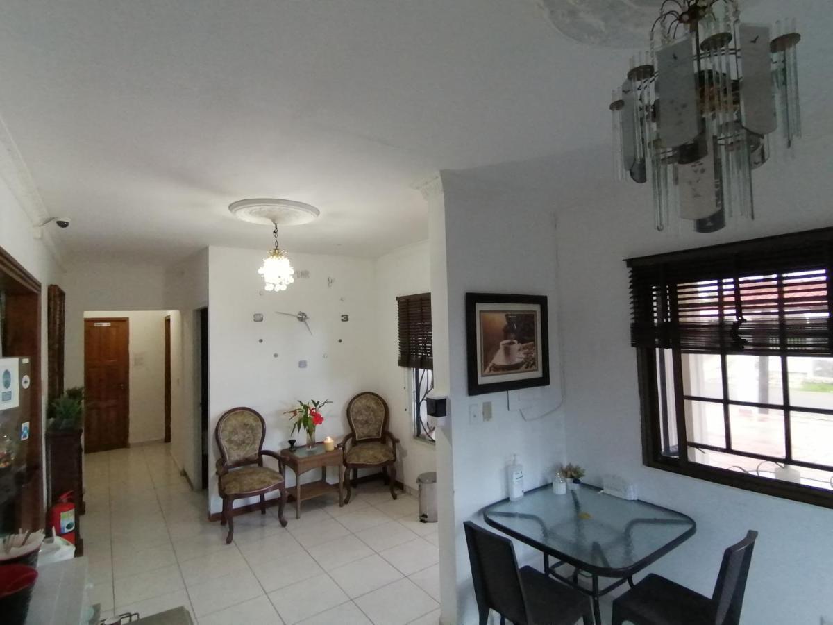 Hostal Compostela Inn เดวิด ภายนอก รูปภาพ